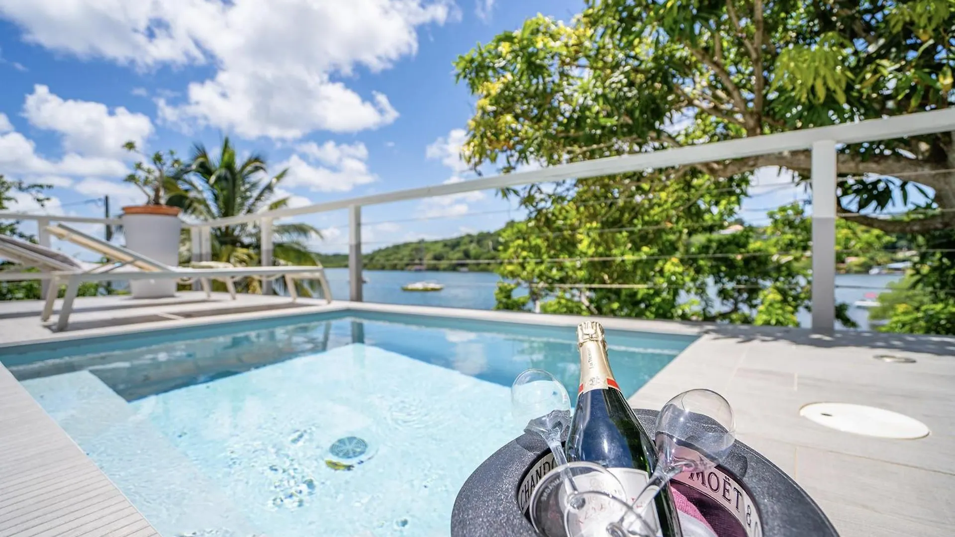 Appartement Blue Sun Les Trois-Ilets 0*,  Martinique